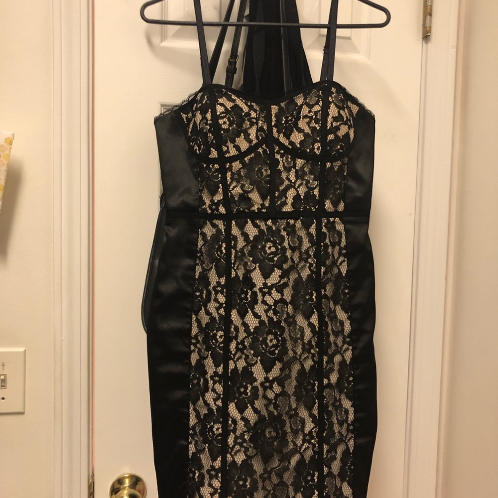 GUESS black lace dress size small